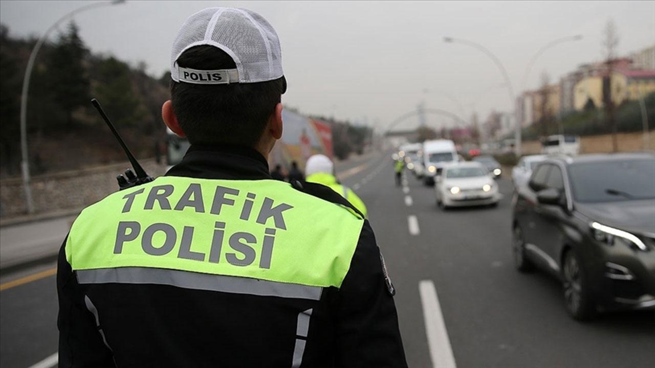 trafik-polisi-aa-1826896.jpg