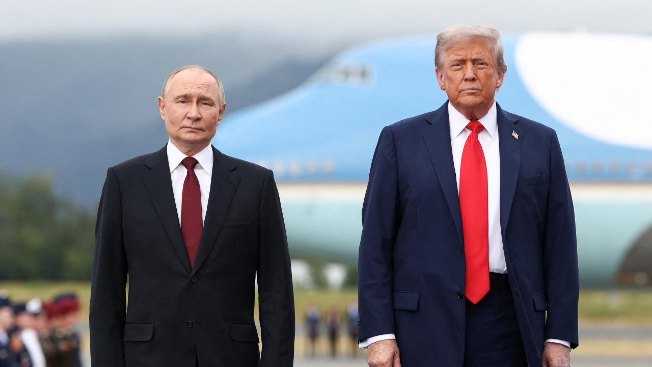 trump-putin-reu-2388865.jpg