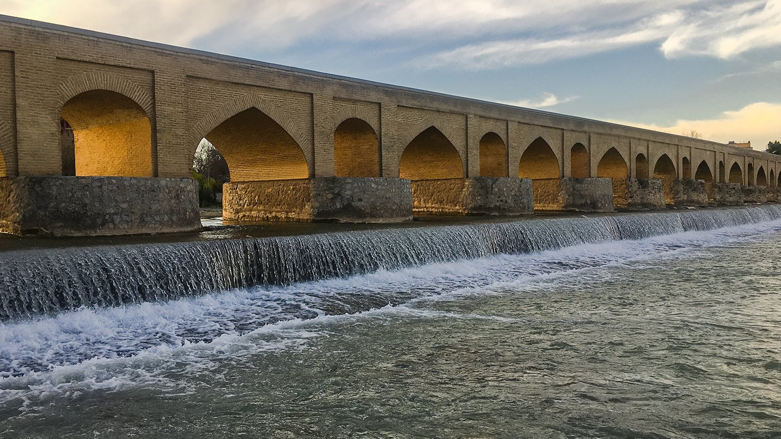 Mârnân Köprüsü.